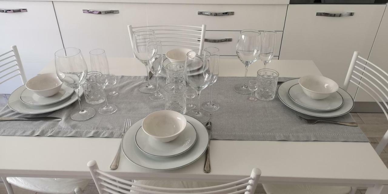 Monica'S Apartment 마리나 디 카라라 외부 사진